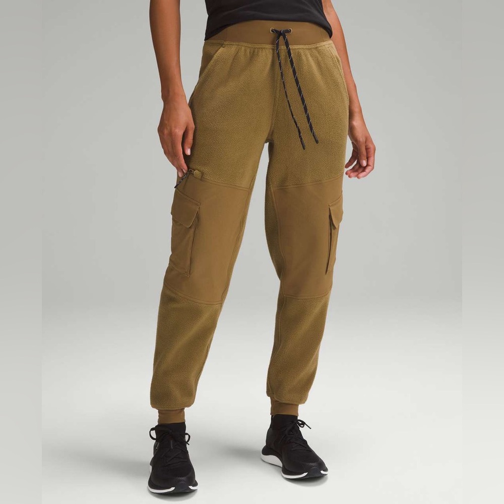 Lululemon Fleece Ripstop Joggers size 4